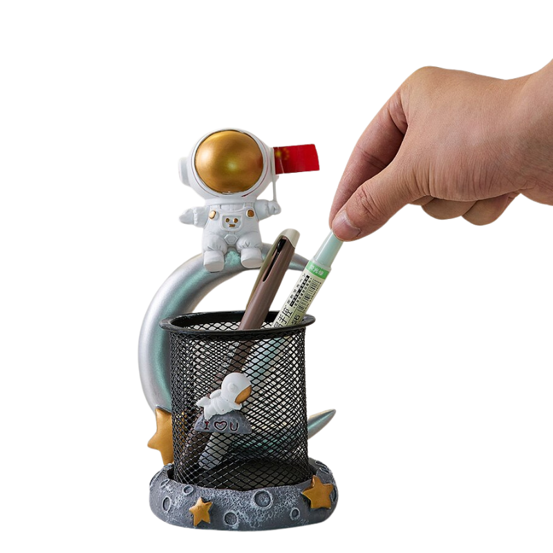 Astronaut Decorative Desk Organizing Pen Holder