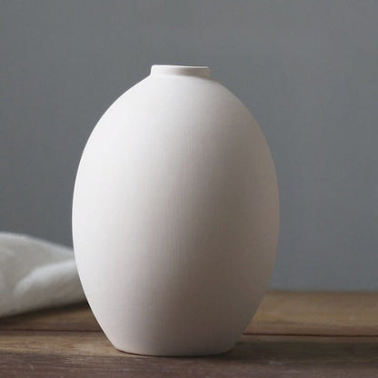 Modern White Ceramic Decorative Vases