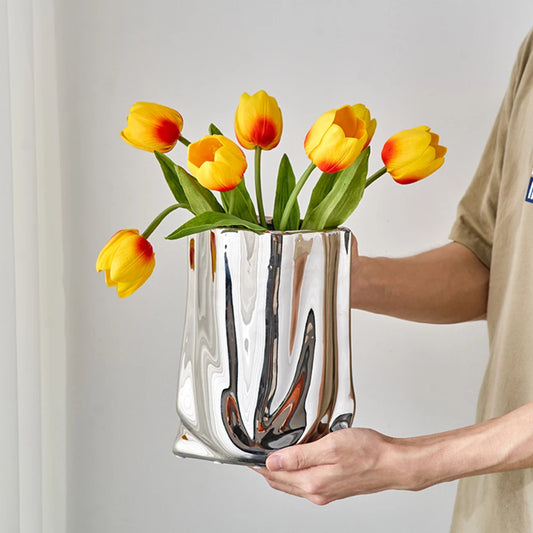 The Shiny Ceramic Flower Vase