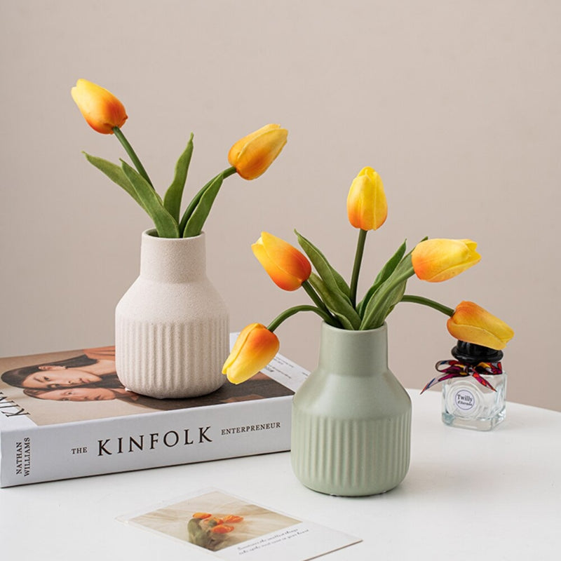 The Ceramic Solid Flower Vase