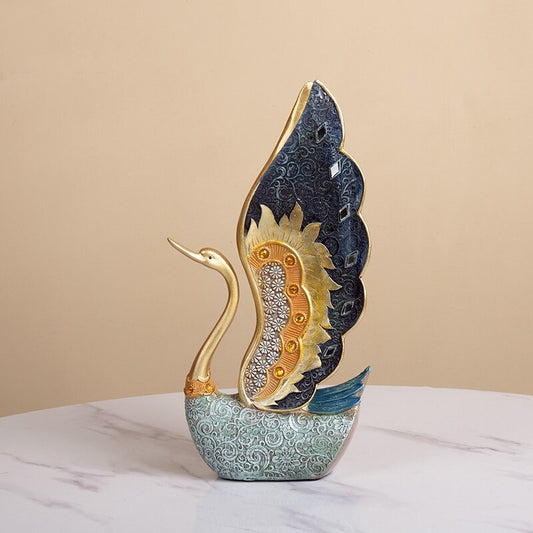 The Resin Swan Figurines